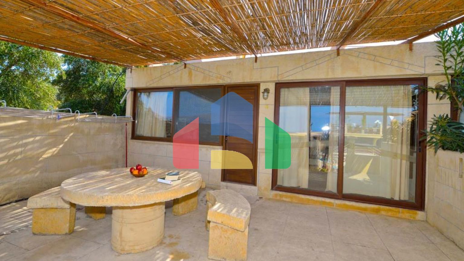 Продажа - Гостиница 1000 m² на Крите