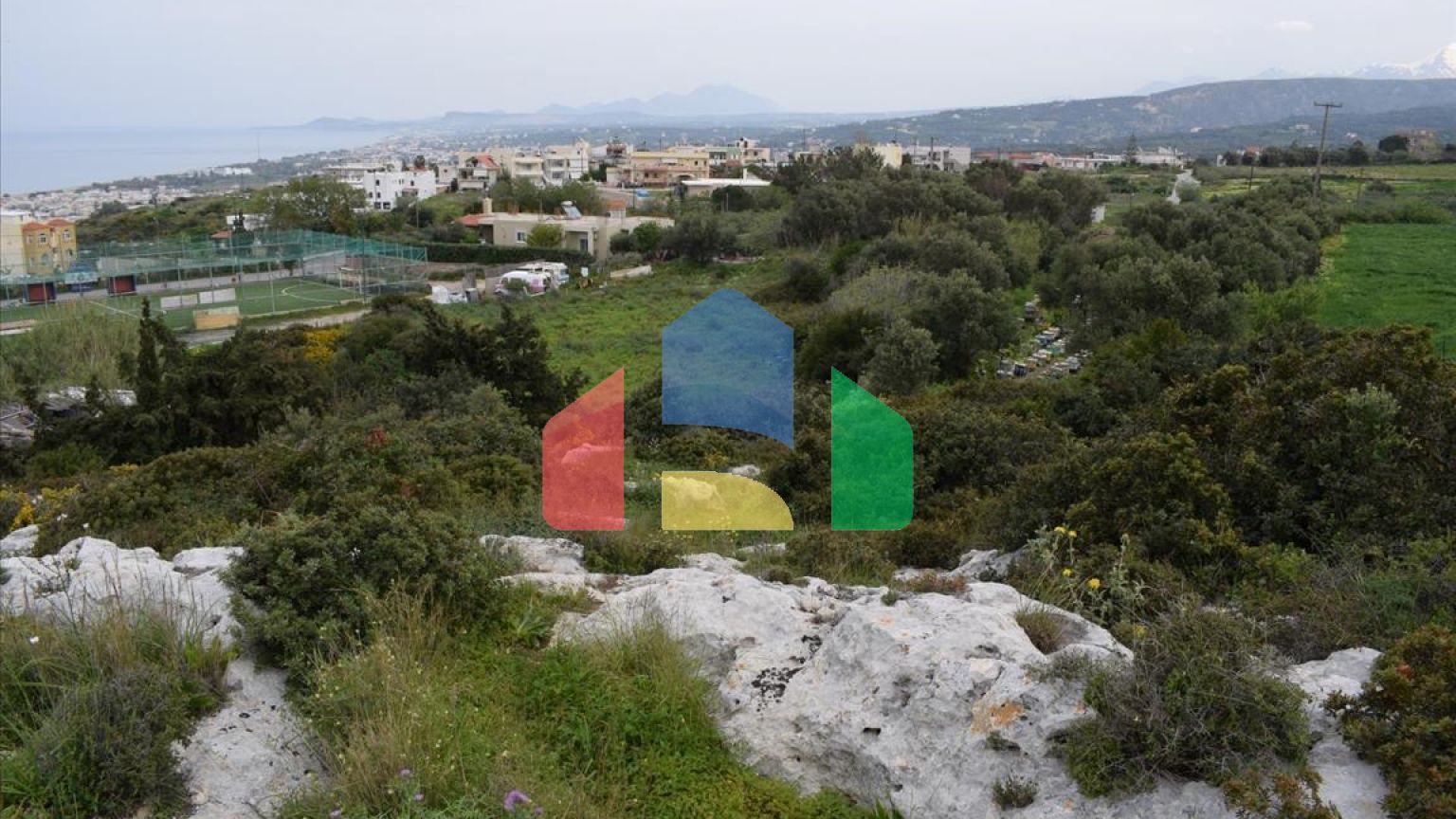 Продажа - Земельный участок 45000 m² на Крите