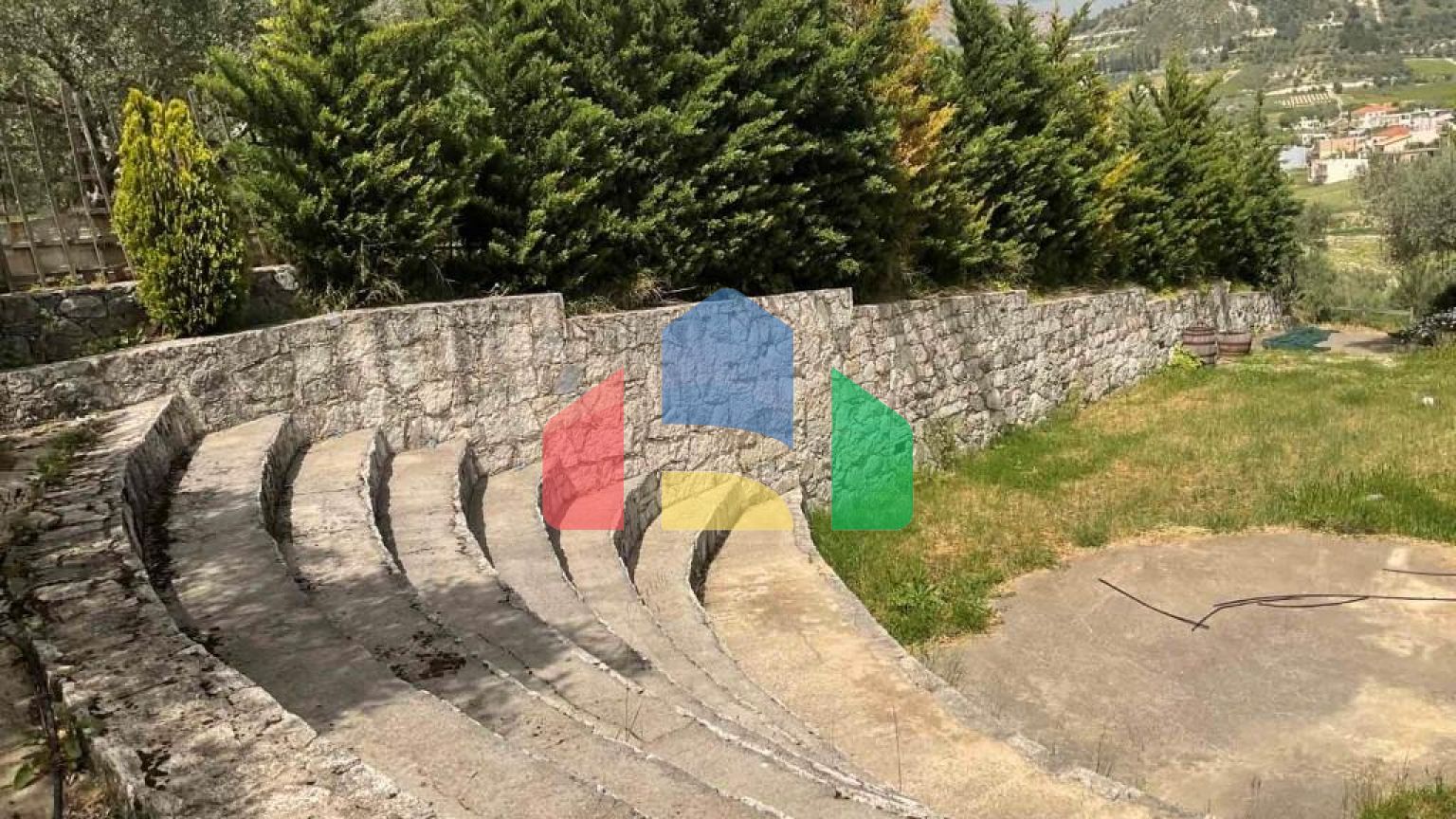 Продаж - Бізнес 540 m² на Криті