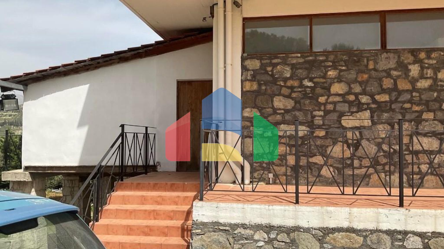 Продаж - Бізнес 540 m² на Криті