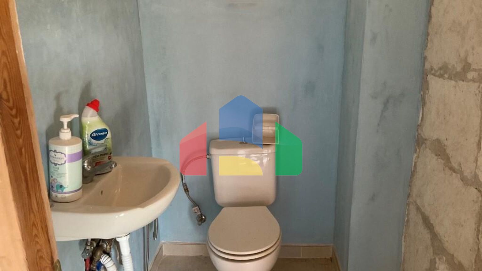 Продаж - Бізнес 540 m² на Криті