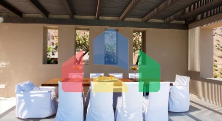 Продаж - Вілла 400 m² на Криті