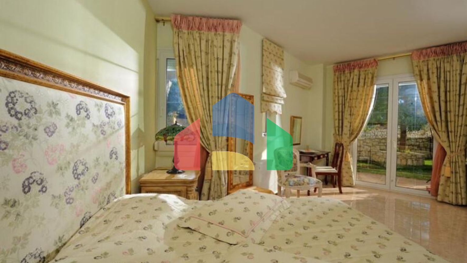 Продажа - Вилла 582 m² на Крите