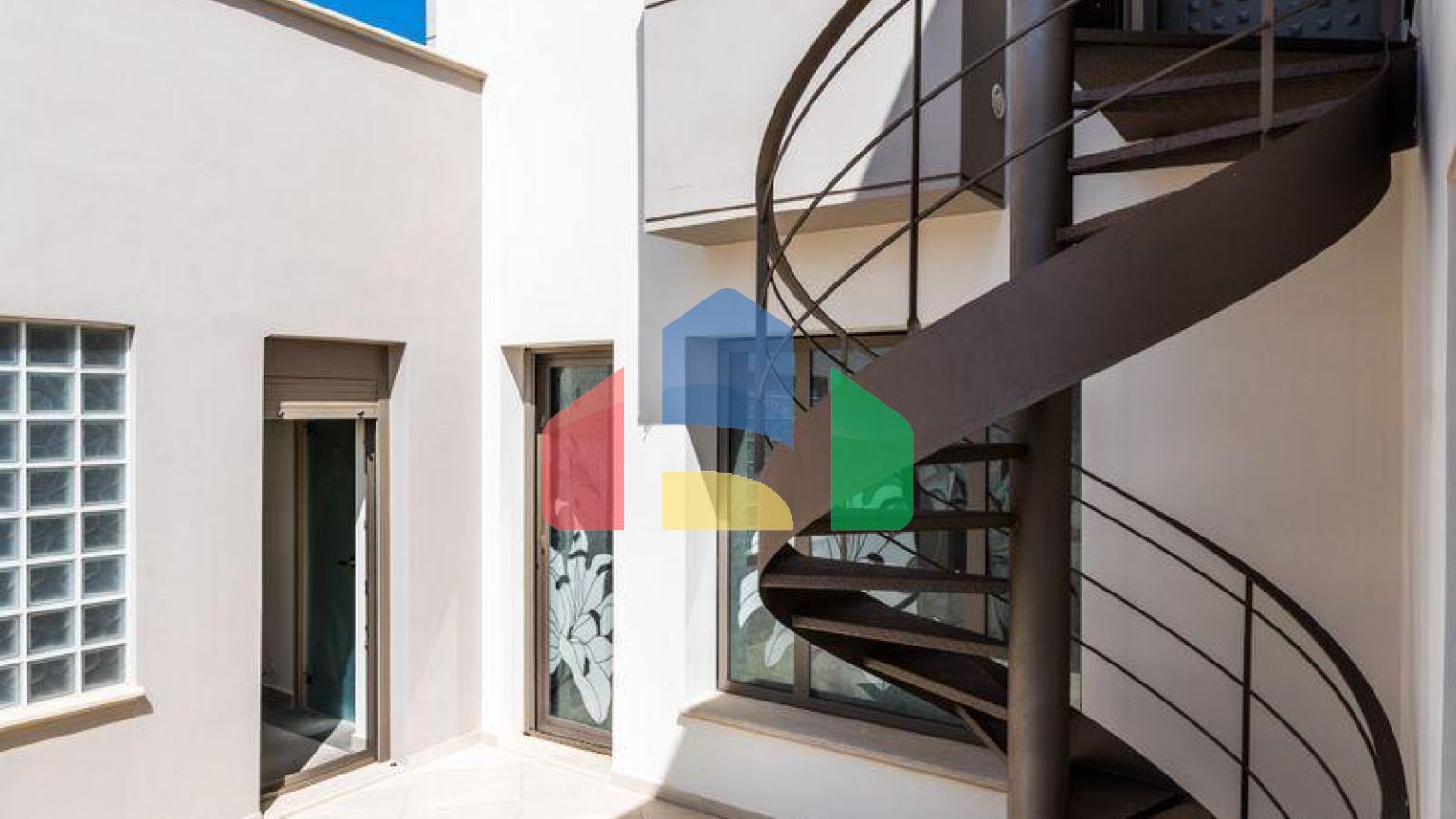 Продажа - Вилла 650 m² на Крите