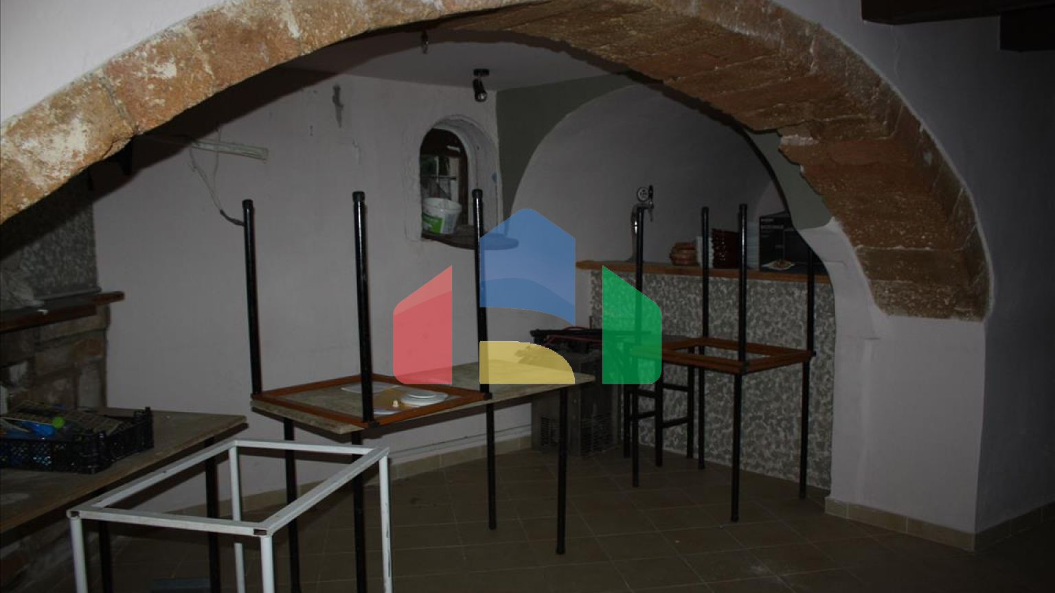 Продаж - Бізнес 258 m² на Криті