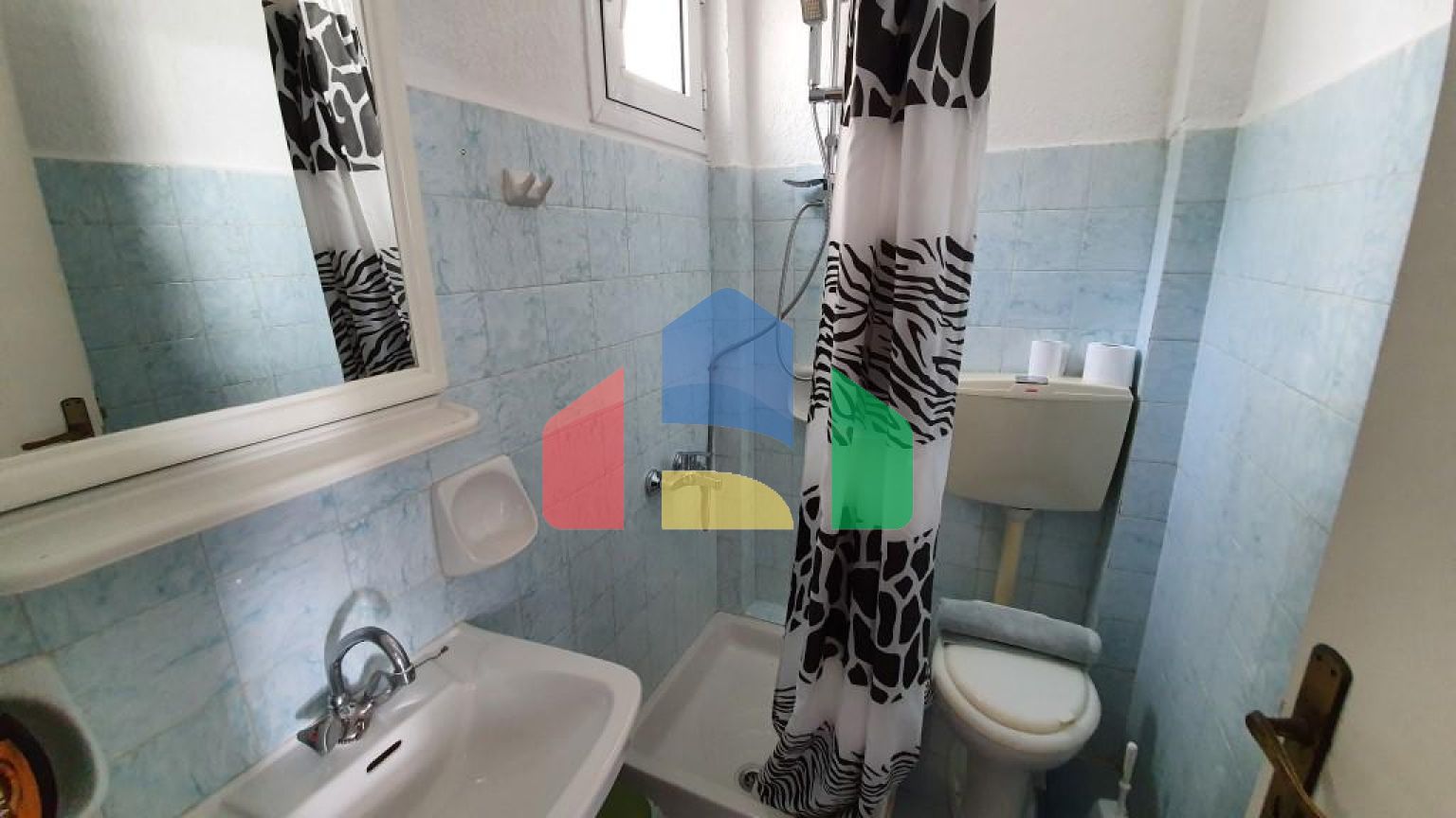 Продаж - Бізнес 634 m² на Криті