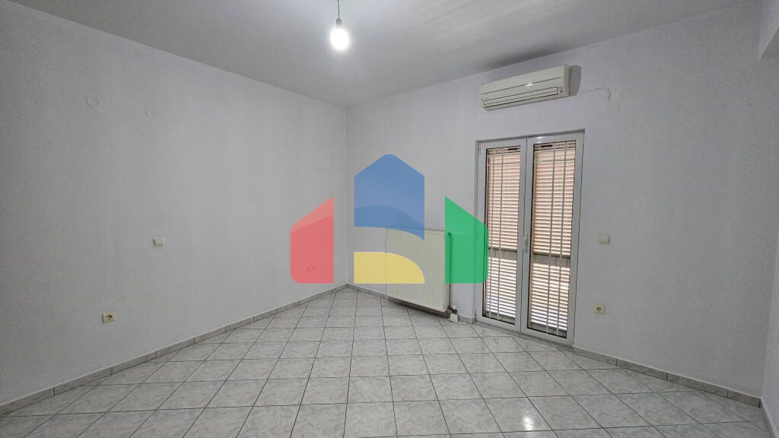 Продаж - Квартира 100 m² на Криті