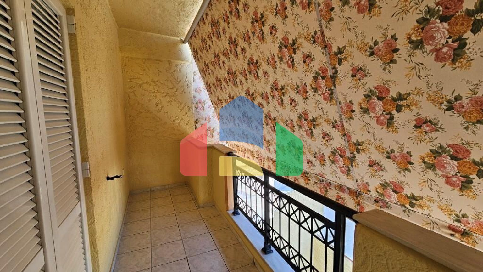 Продаж - Квартира 100 m² на Криті