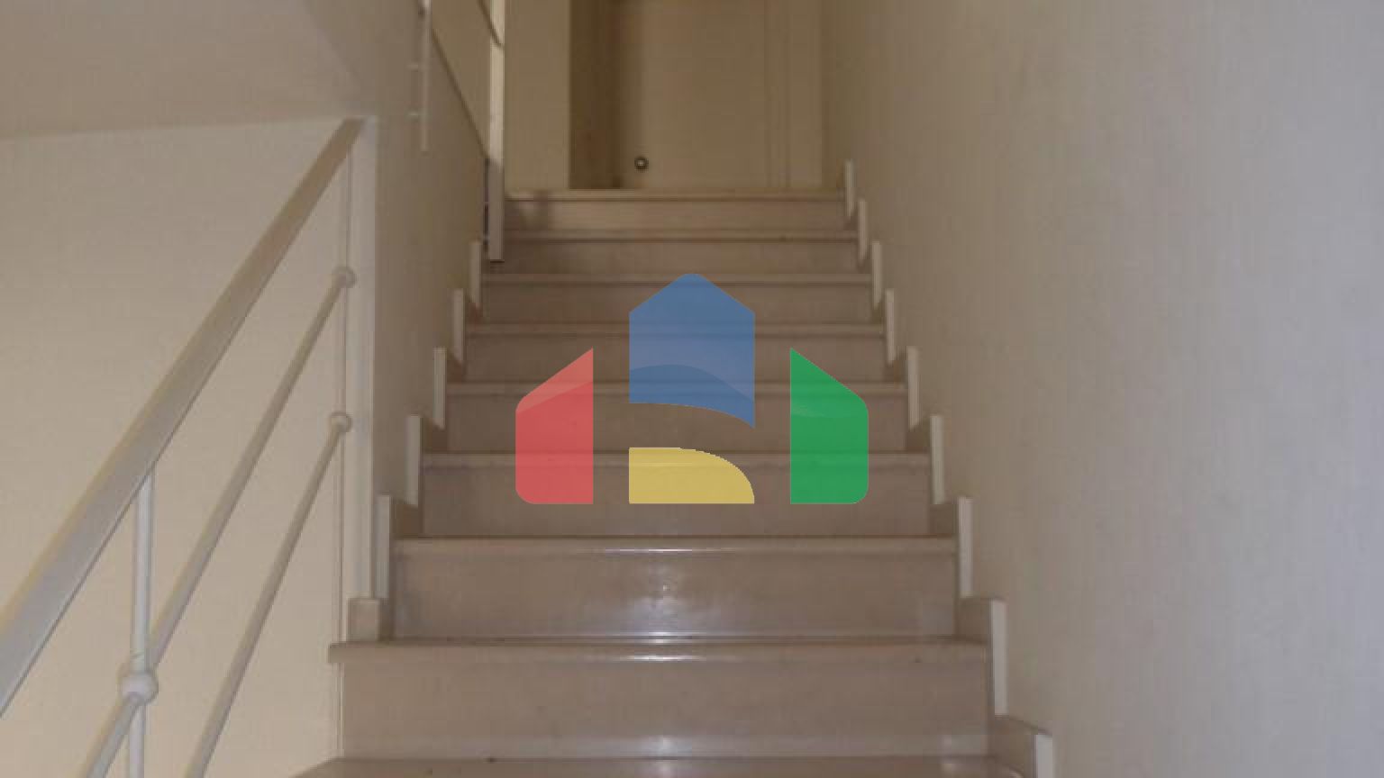 Продаж - Бізнес 580 m² на Криті