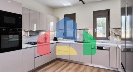 Продажа - Таунхаус 180 m² на Крите