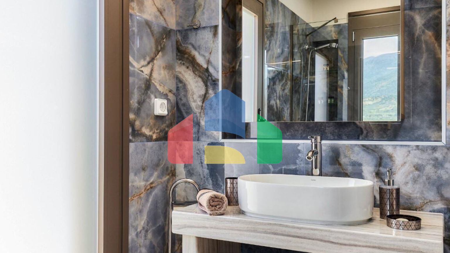 Продаж - Таунхаус 180 m² на Криті