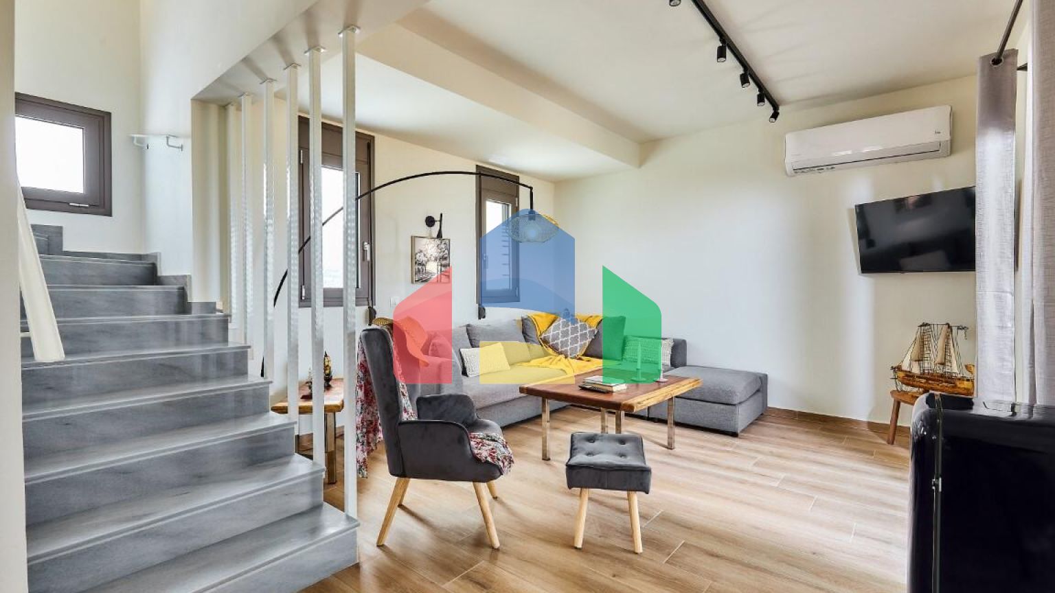 Продаж - Таунхаус 180 m² на Криті