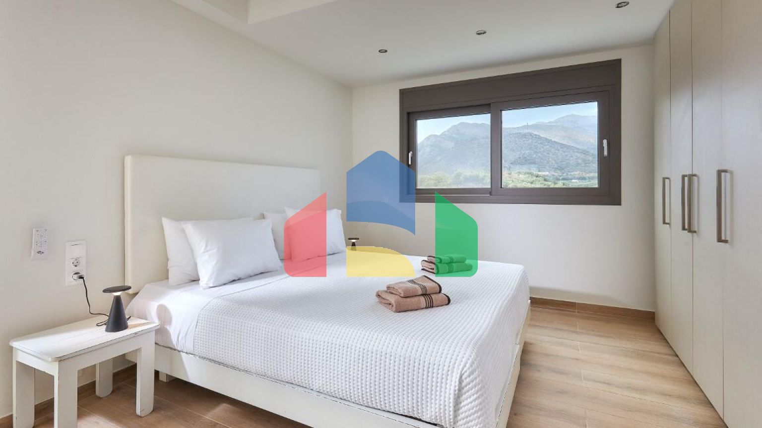 Продаж - Таунхаус 180 m² на Криті