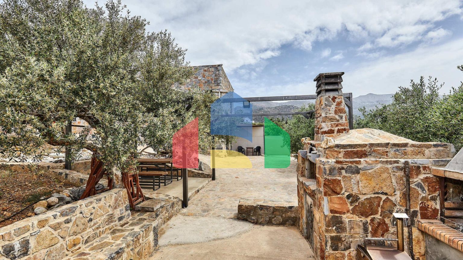 Продаж - Таунхаус 180 m² на Криті