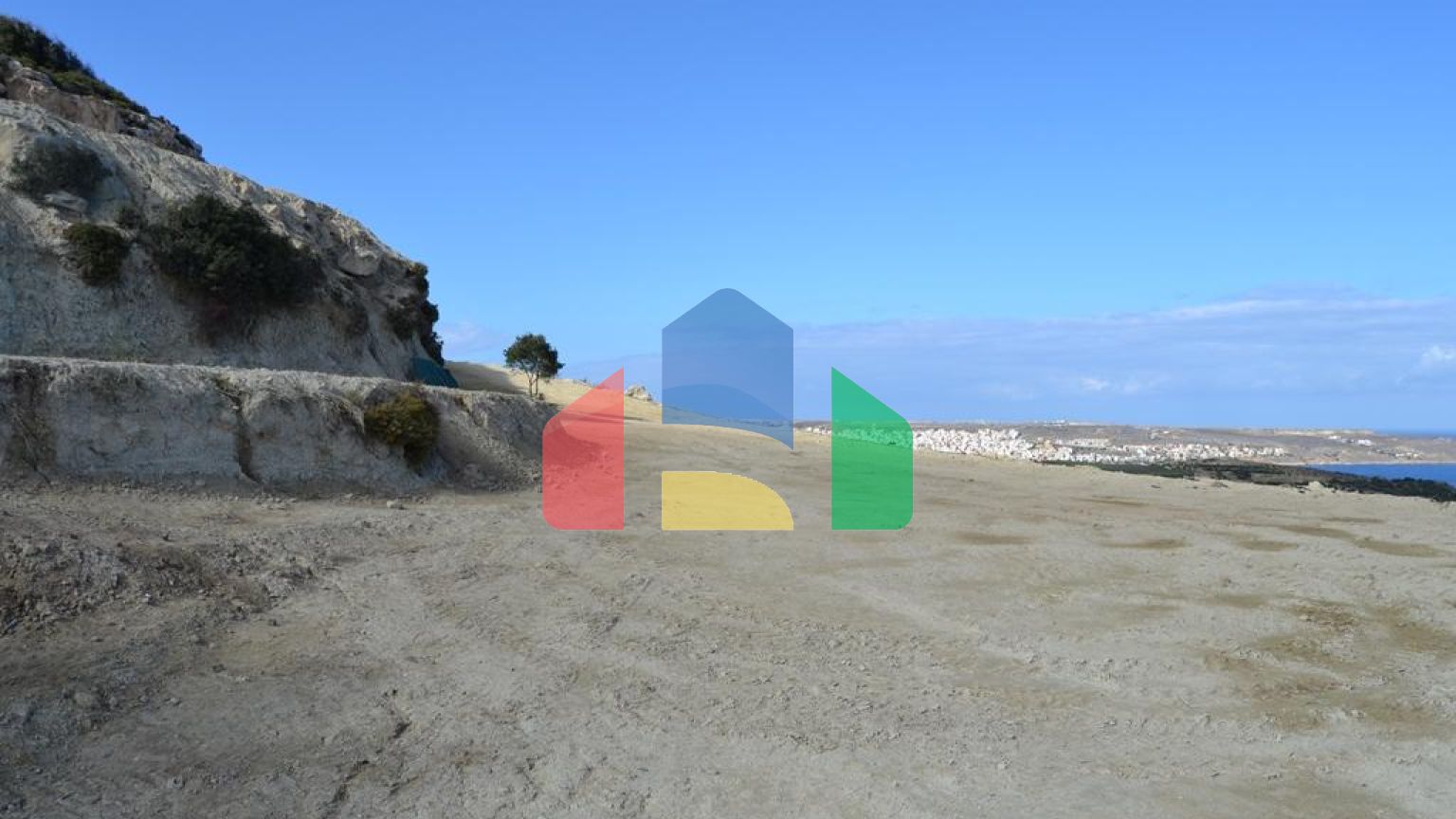 Продажа - Земельный участок 23000 m² на Крите