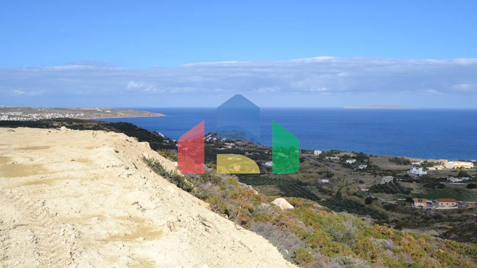 Продажа - Земельный участок 23000 m² на Крите