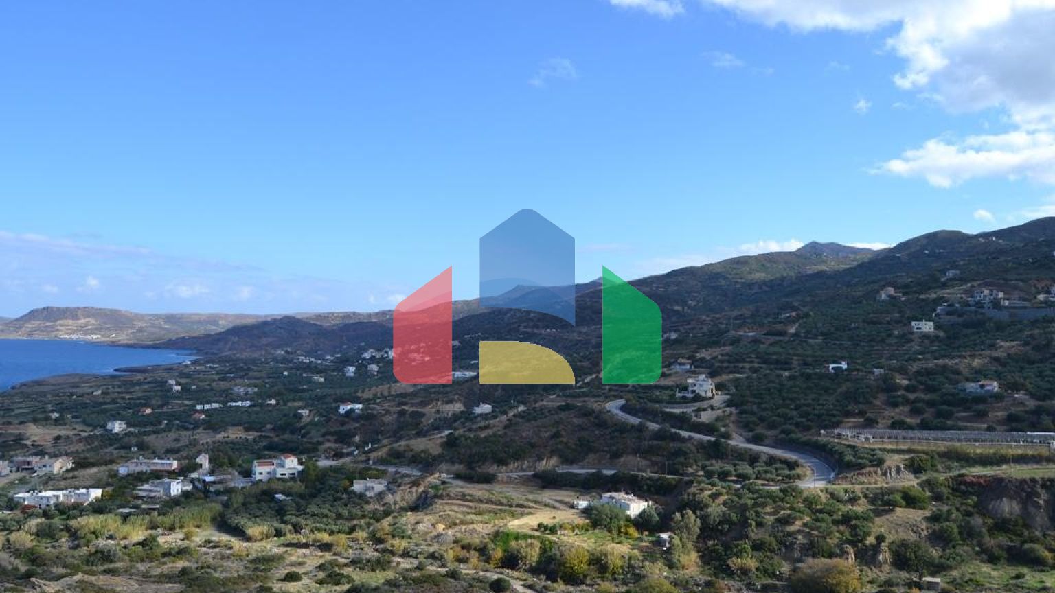 Продажа - Земельный участок 23000 m² на Крите