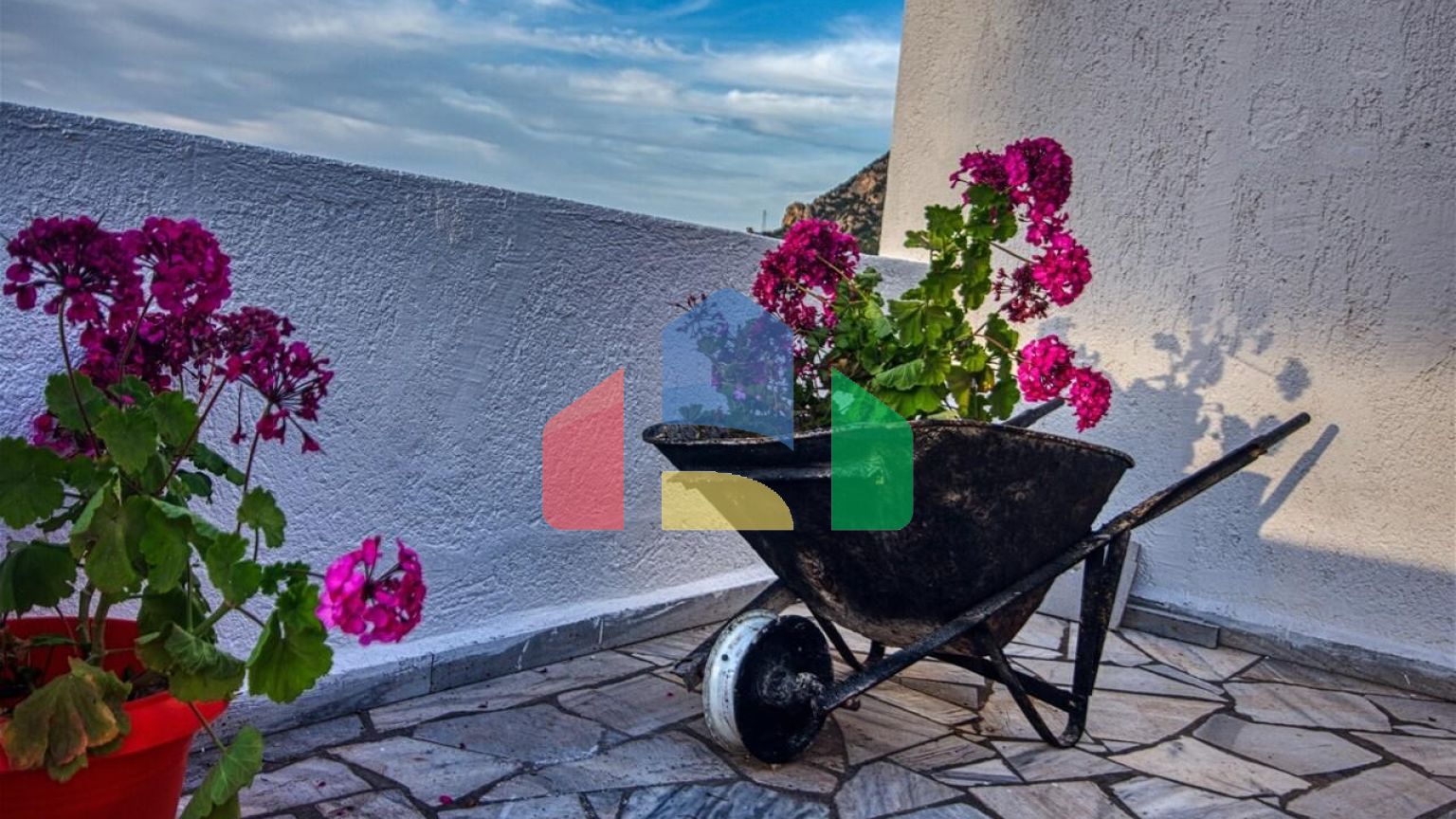 Продажа - Гостиница 1400 m² на Крите