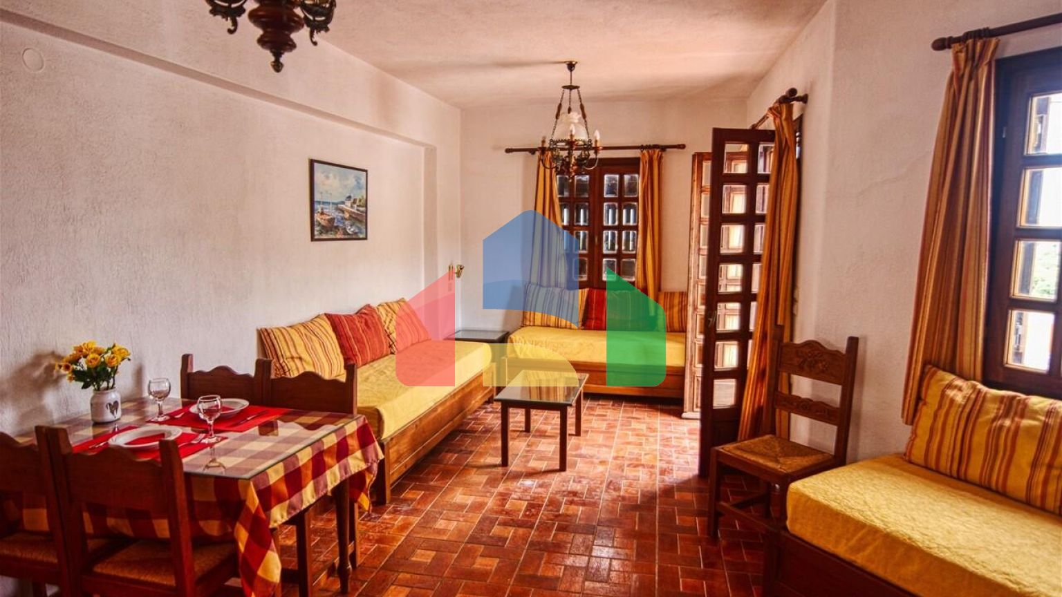 Продажа - Гостиница 1400 m² на Крите