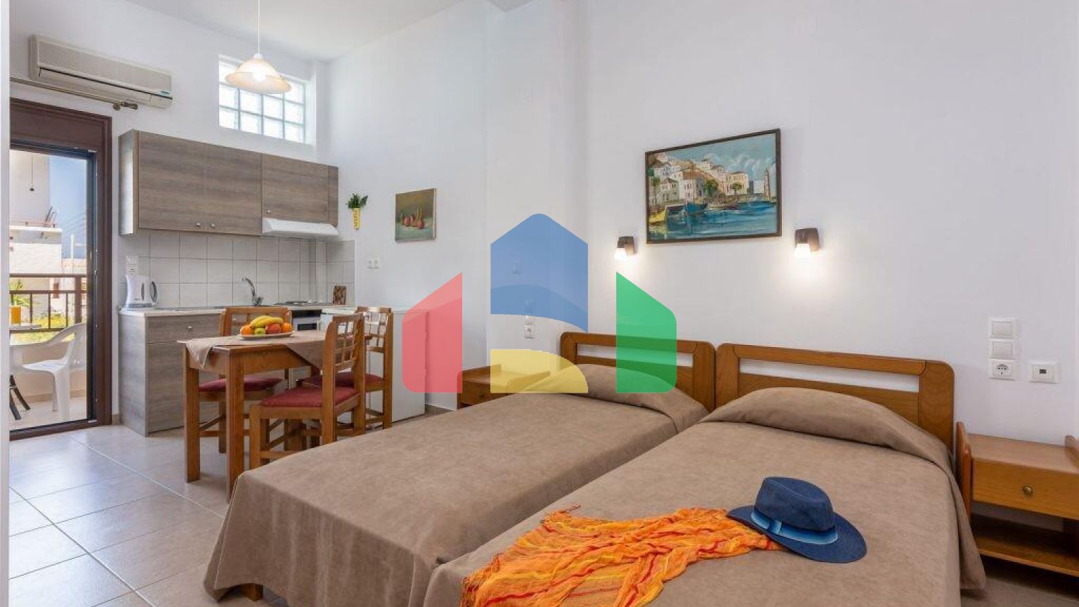 Продажа - Гостиница 1000 m² на Крите