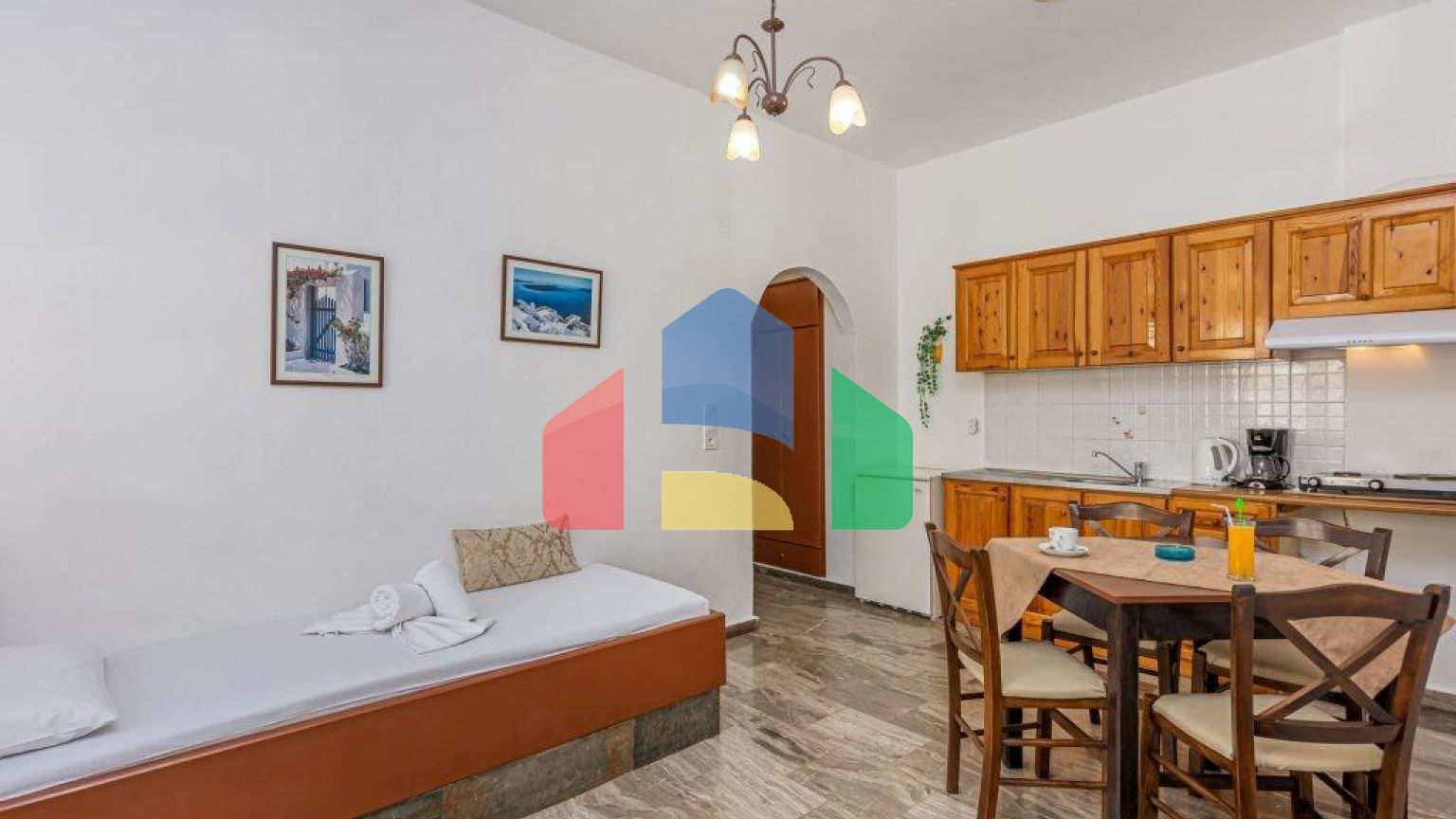 Продажа - Гостиница 1000 m² на Крите