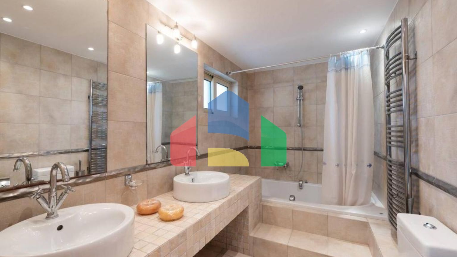 Продаж - Котедж 300 m² на Криті