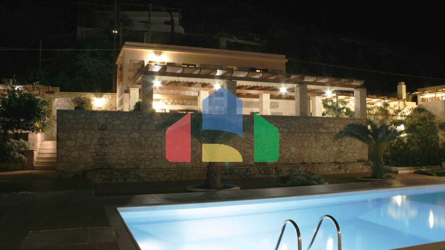 Продажа - Вилла 288 m² на Крите