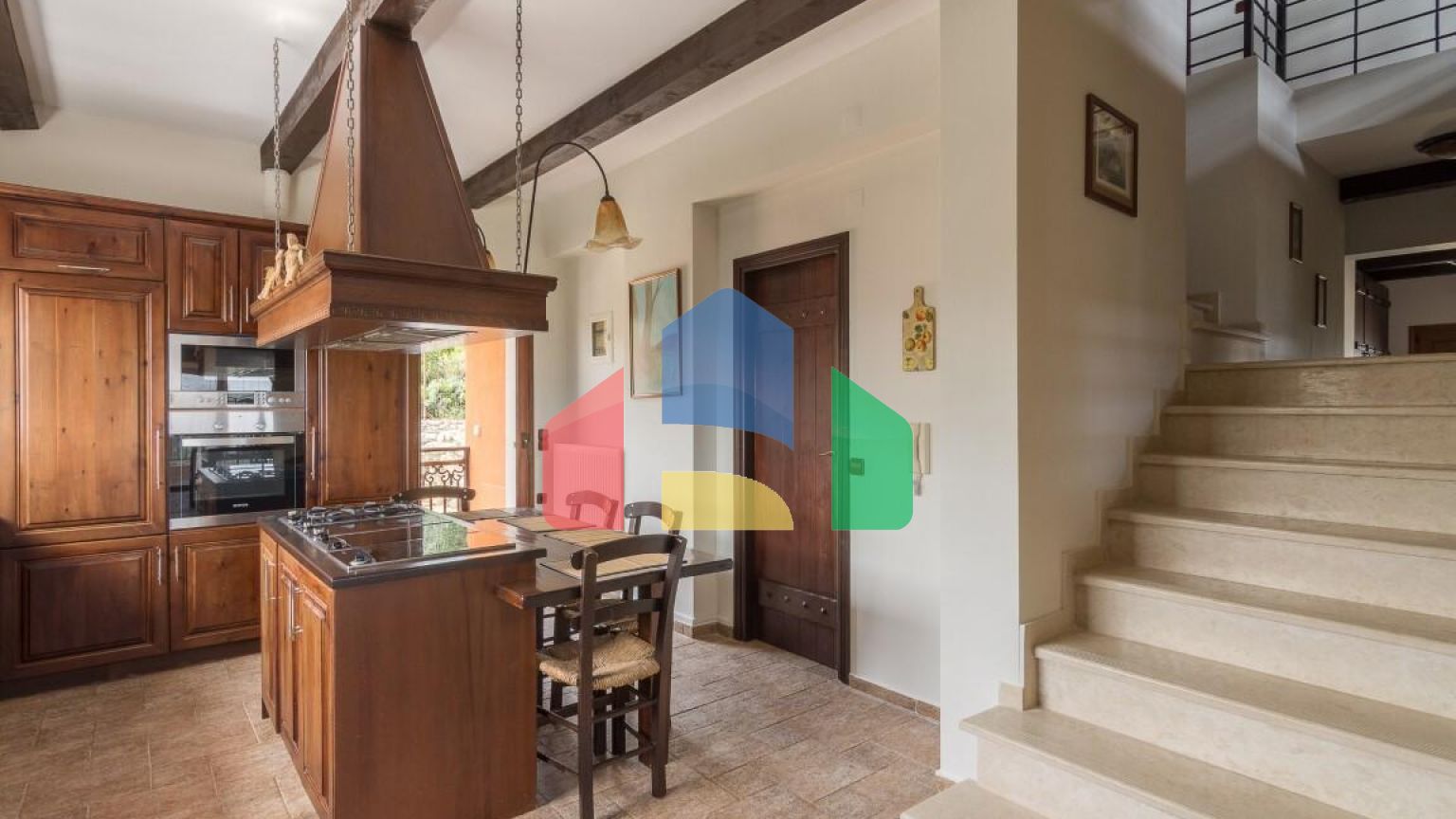 Продаж - Вілла 410 m² на Криті