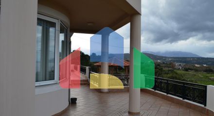 Продаж - Котедж 300 m² на Криті