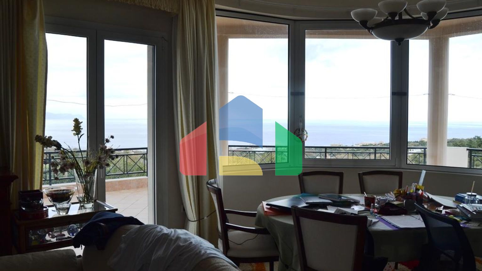 Продаж - Котедж 300 m² на Криті