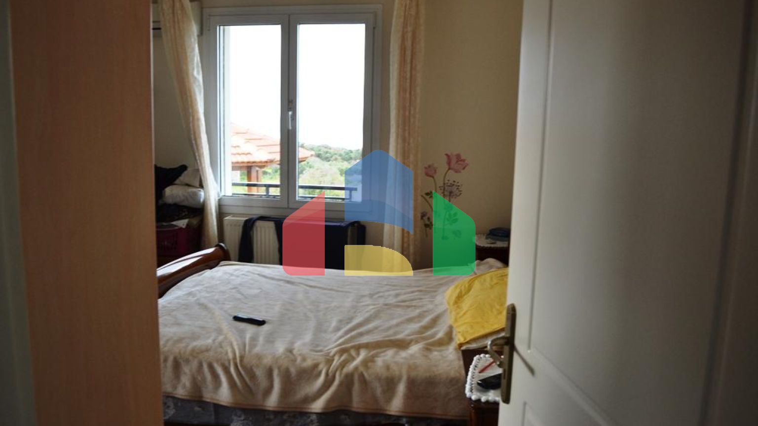 Продаж - Котедж 300 m² на Криті