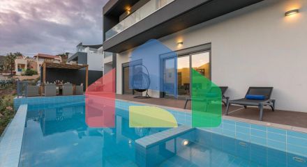 For Sale - Villa 192 m² in Crete