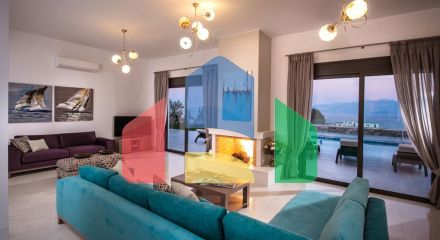 Продаж - Вілла 307 m² на Криті