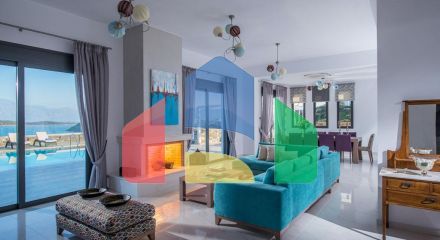 Продаж - Вілла 307 m² на Криті