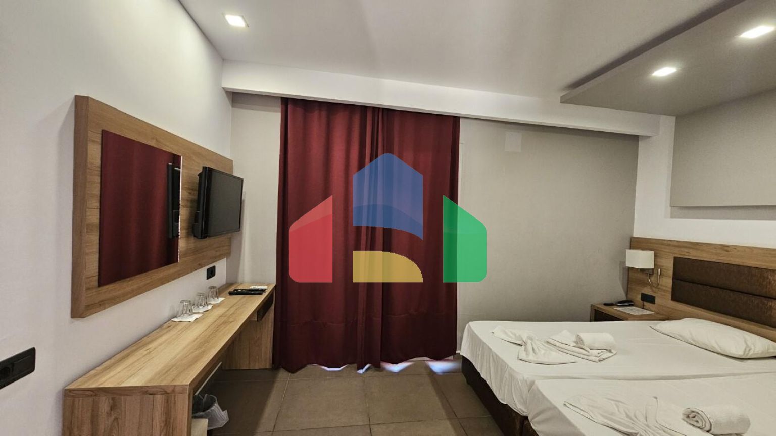 Продажа - Гостиница 5200 m² на Крите