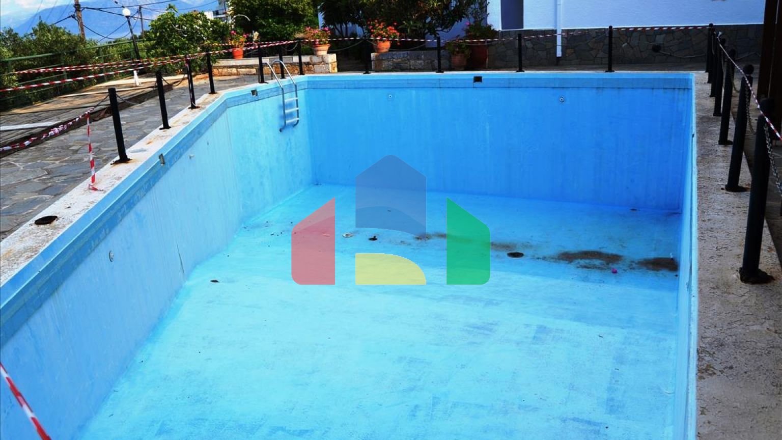 Продажа - Гостиница 790 m² на Крите