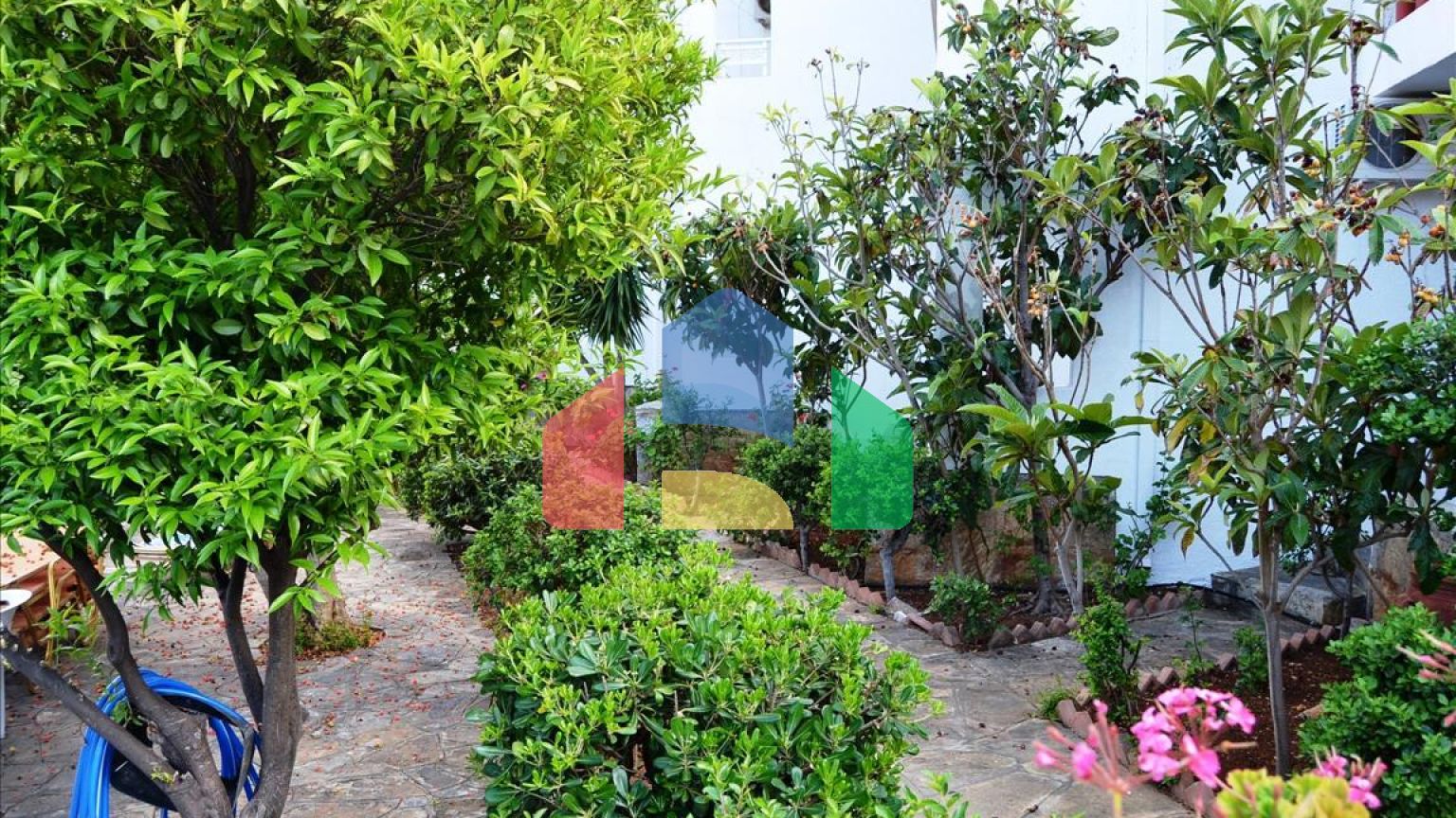 Продажа - Гостиница 790 m² на Крите