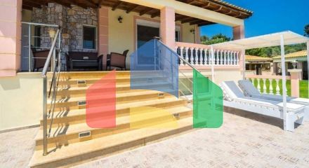 Продажа - Вилла 337 m² на Крите