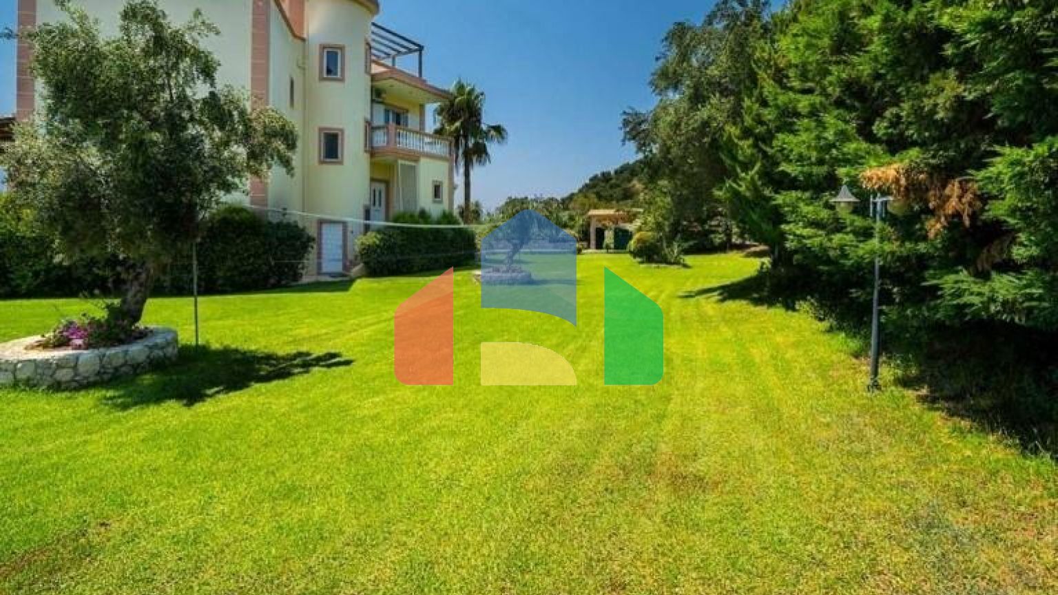 Продажа - Вилла 337 m² на Крите