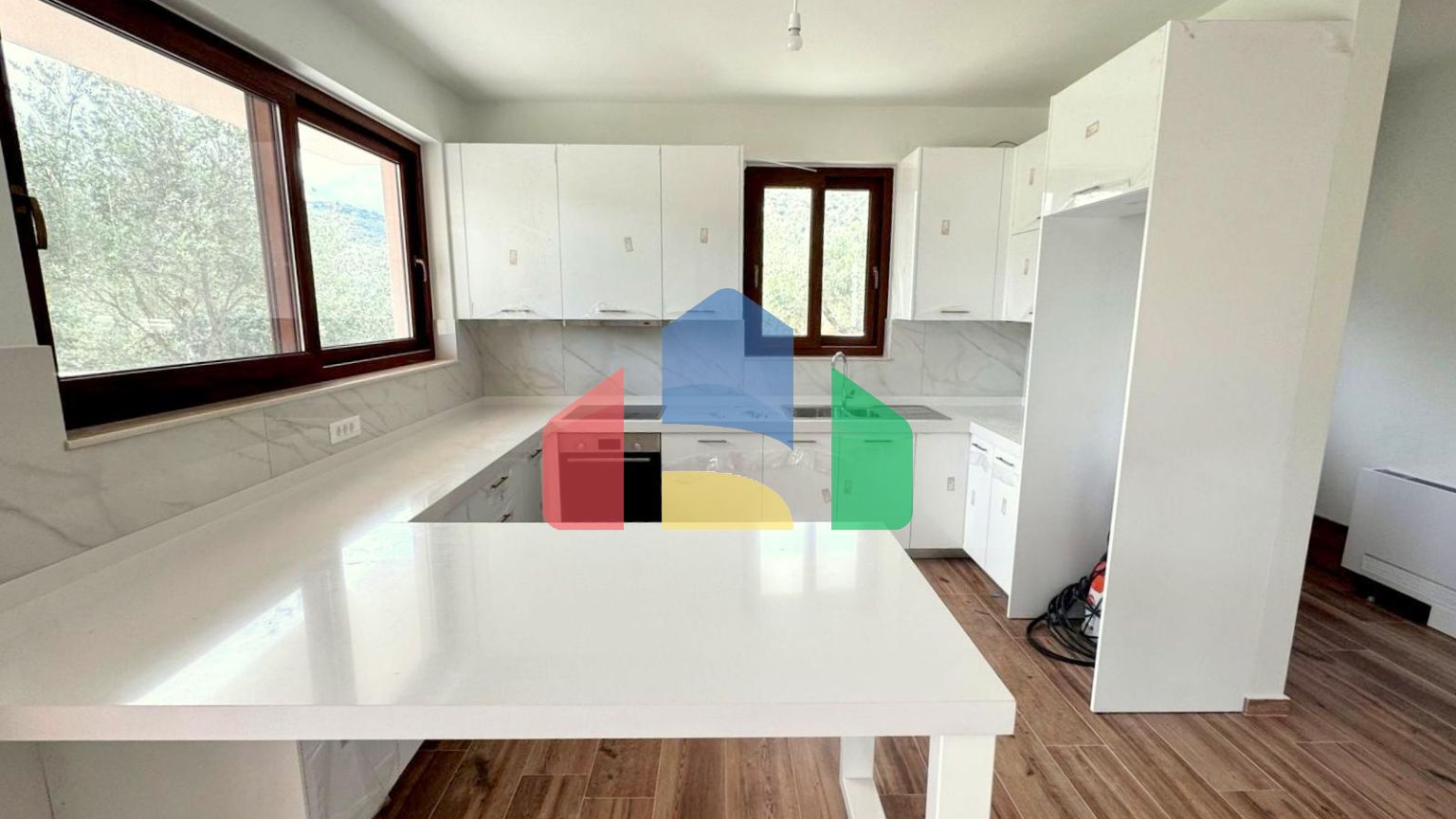 Продаж - Вілла 105 m² на Криті