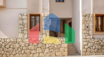 For Sale - Hotel 400 m² in Crete