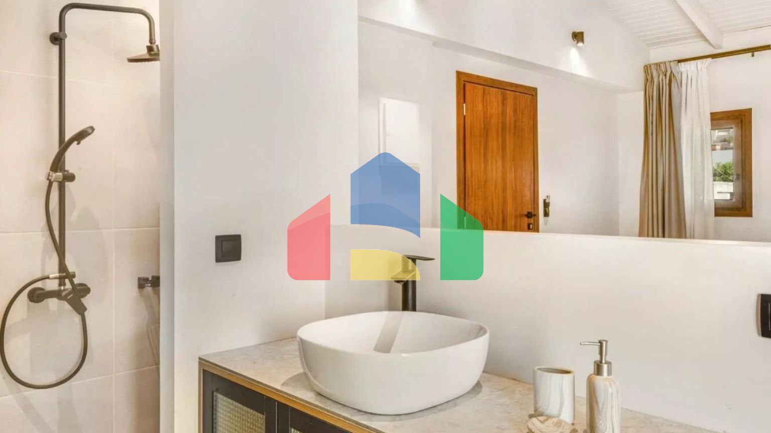 Продажа - Гостиница 400 m² на Крите