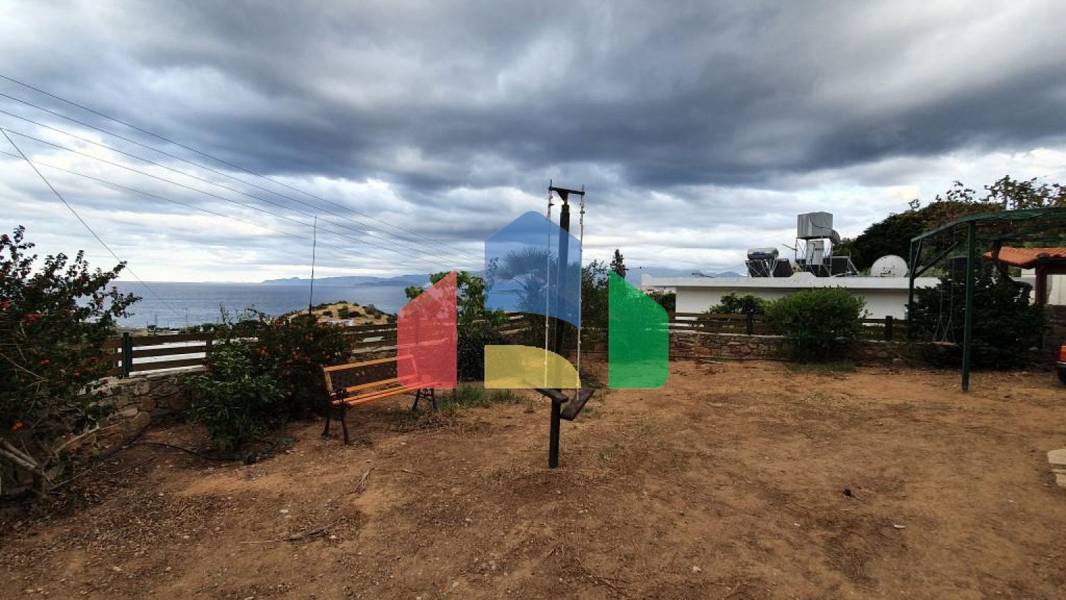 Продаж - Котедж 280 m² на Криті