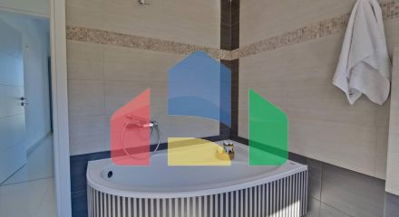 Продаж - Вілла 120 m² на Криті