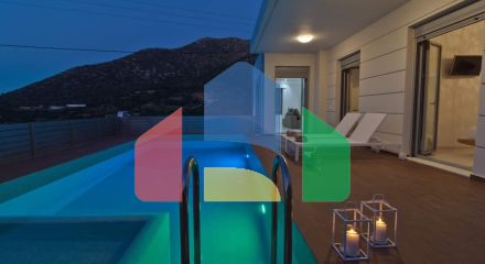 Продаж - Вілла 120 m² на Криті