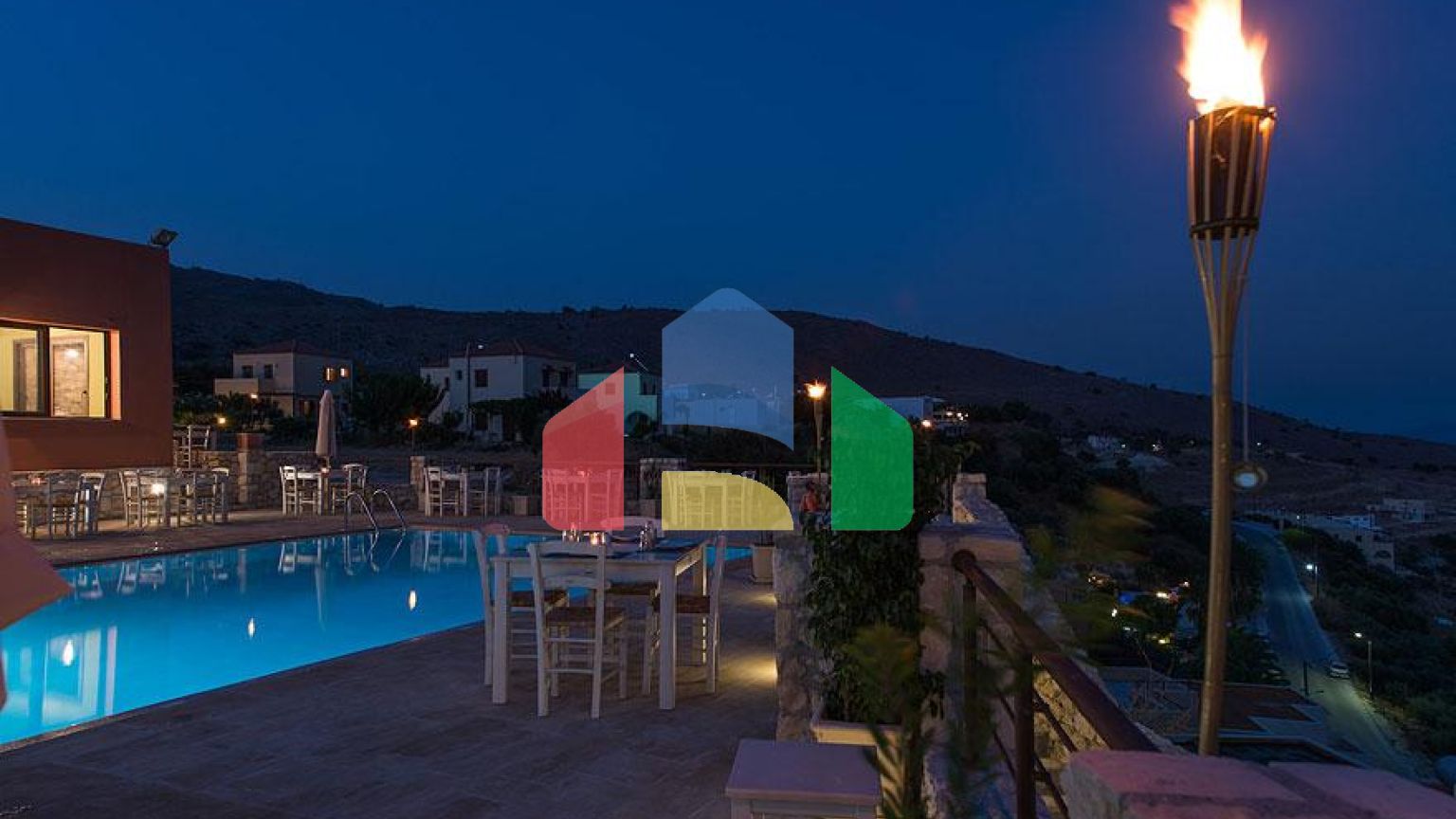 Продажа - Бизнес 378 m² на Крите