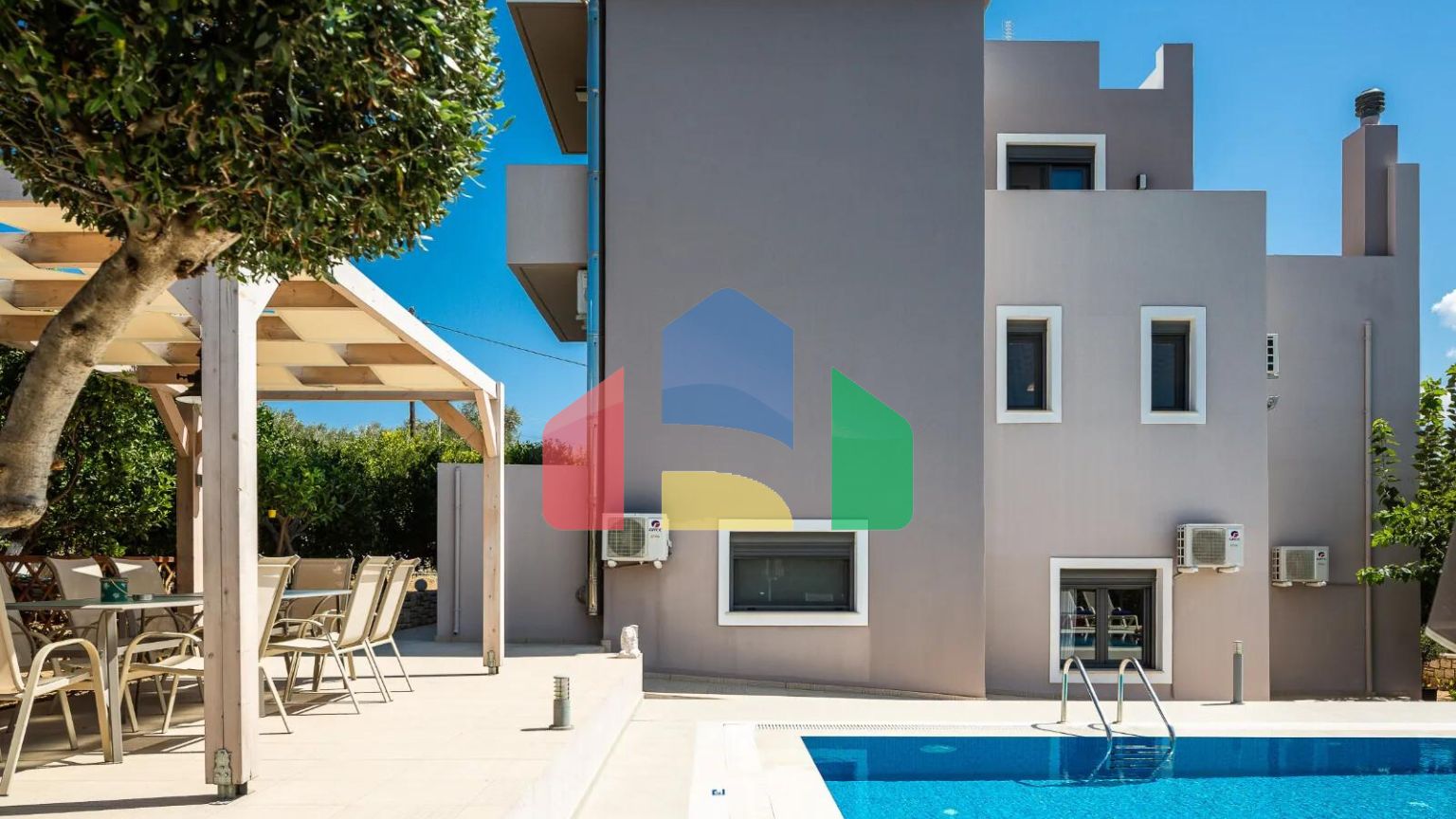 Продажа - Вилла 270 m² на Крите