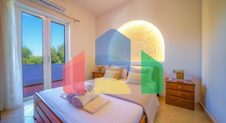 Продаж - Вілла 100 m² на Криті