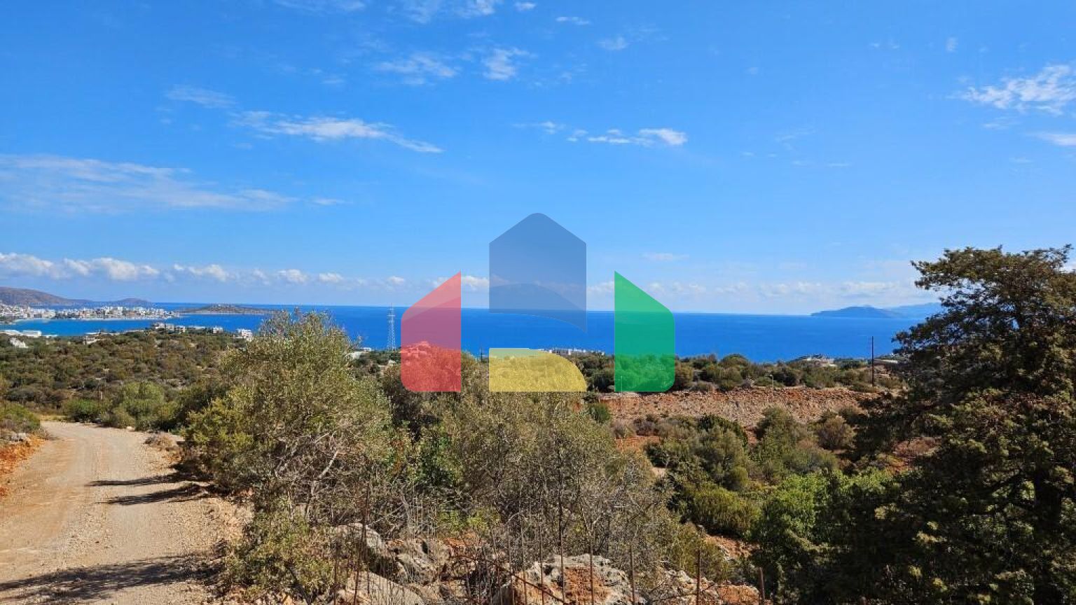 Продаж - Земельна ділянка 2922 m² на Криті