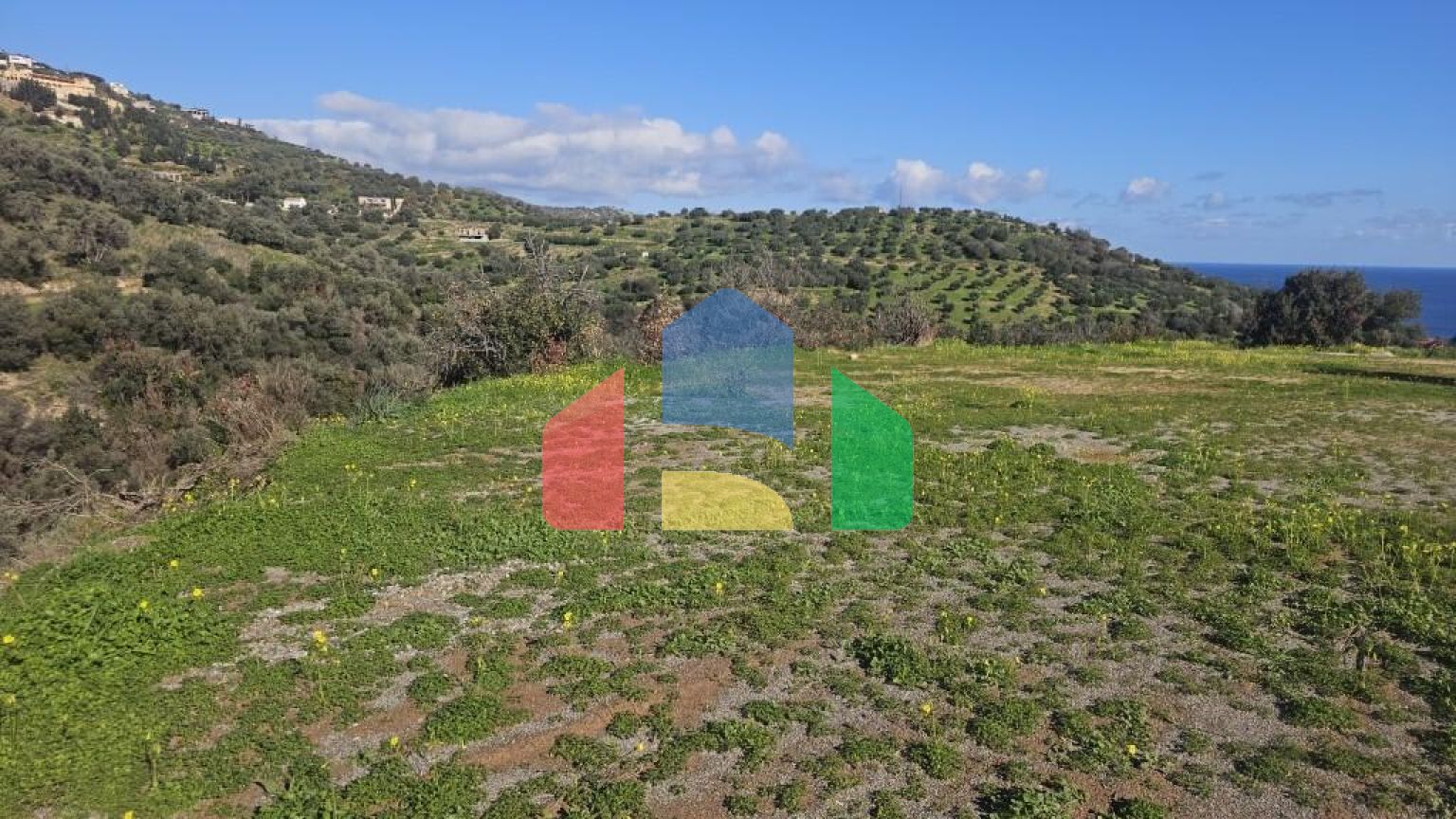 Продаж - Земельна ділянка 4125 m² на Криті